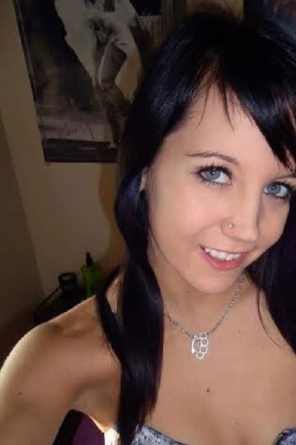 Queenth +52(984)1565-045