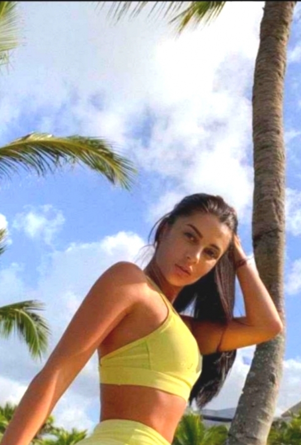 Ana +52(556)1571-669