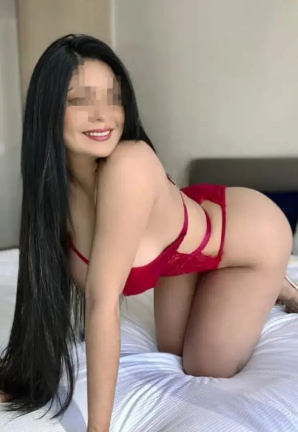 Luciana +52(561)1209-507