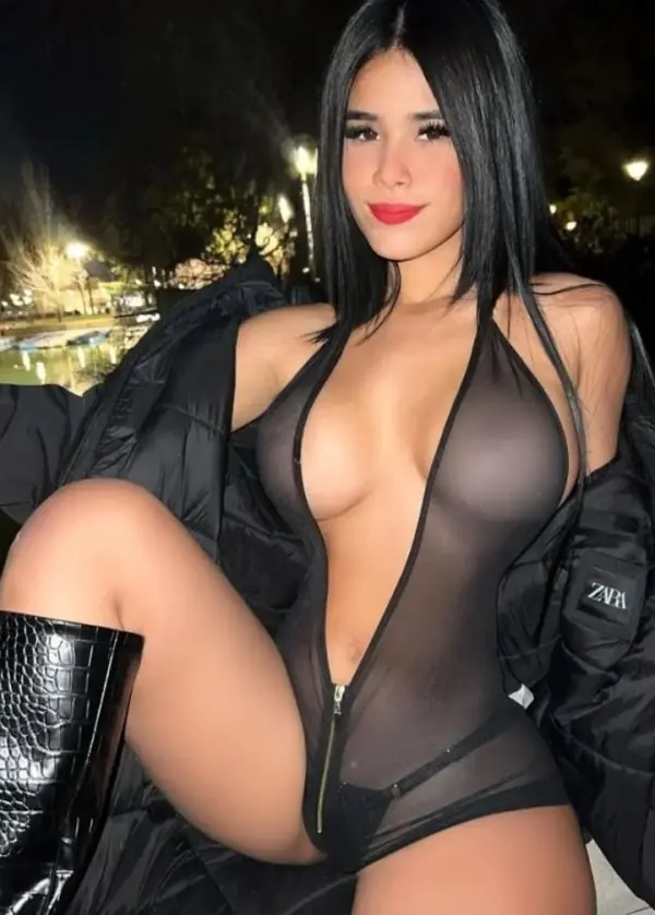 ALIX +52(561)0381-265