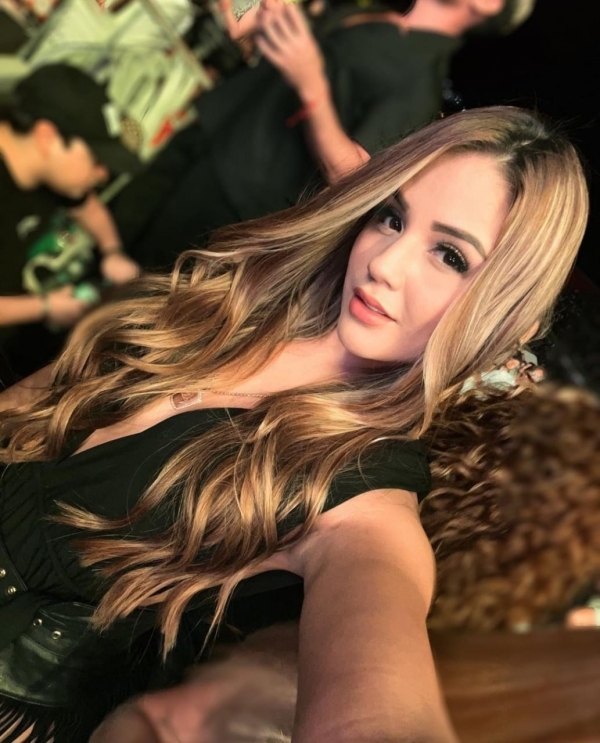 Paula +52(554)0430-737