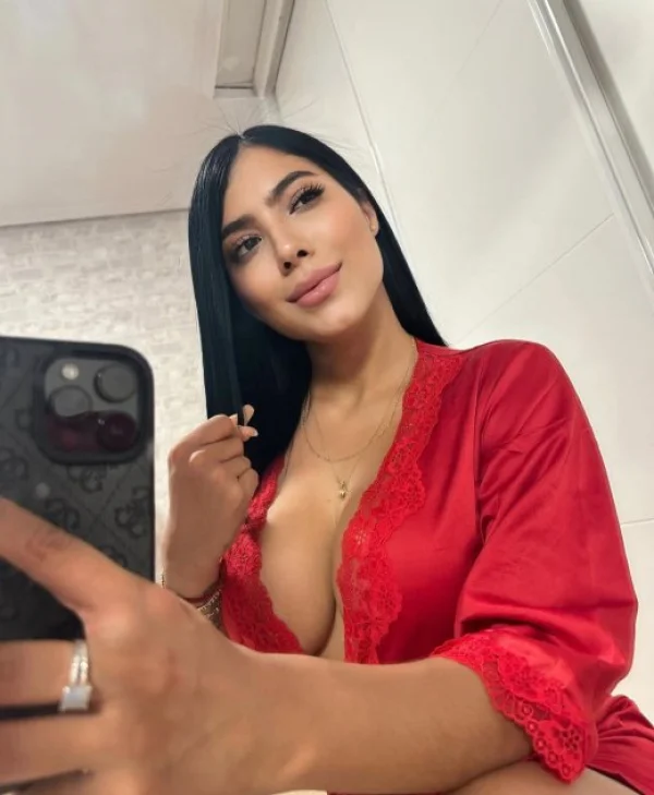 kimmy +52(553)8061-055