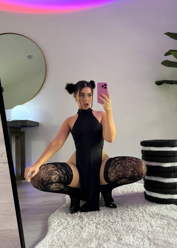 Violeta +52(565)1421-908