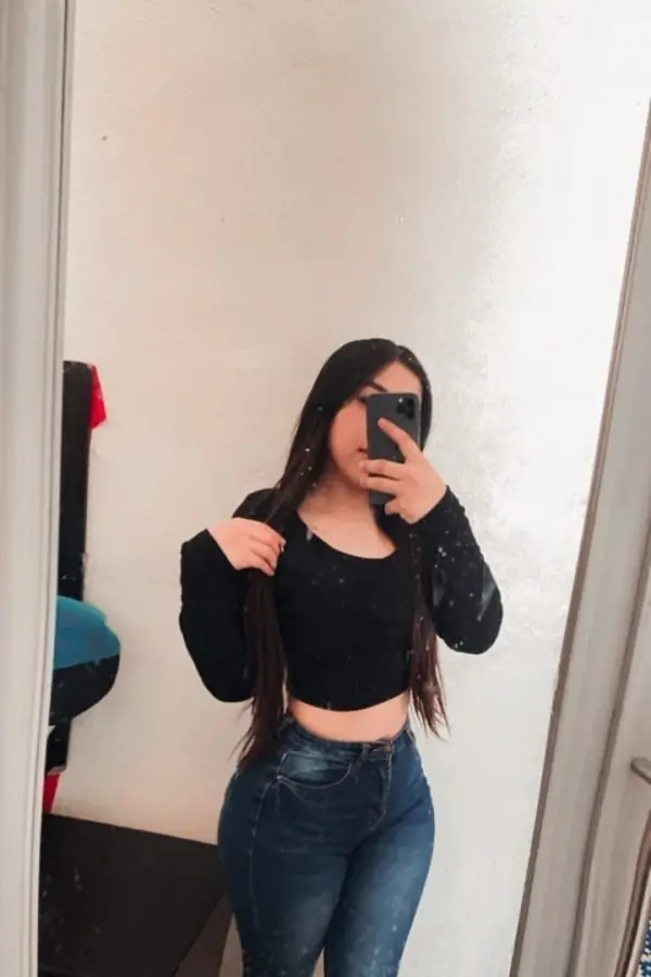 Dani +52(334)1836-832