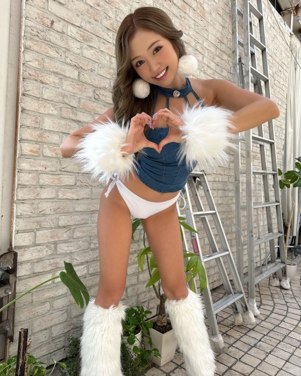 Kazue +44(744)9785-360