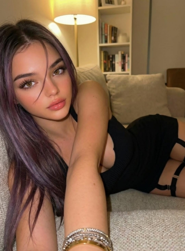 DANYA +52(551)1467-576