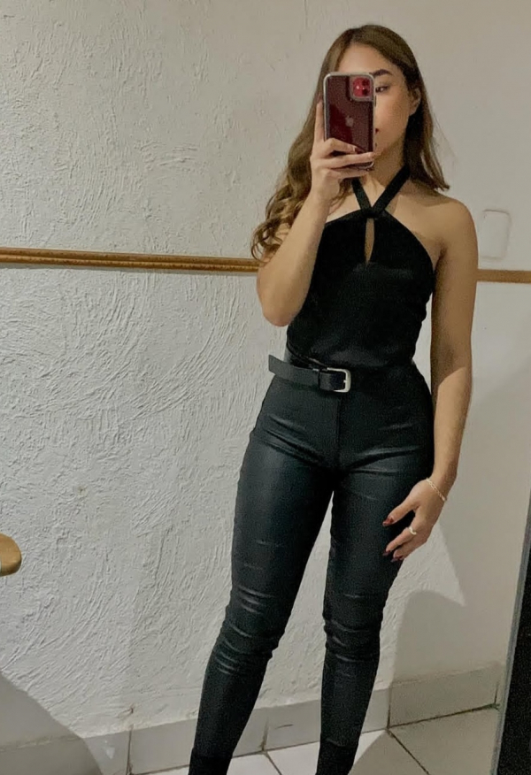 Dayana +52(564)5632-827