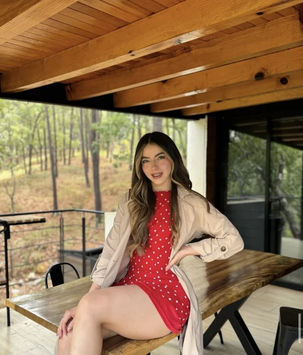 Sonia +52(564)2887-616