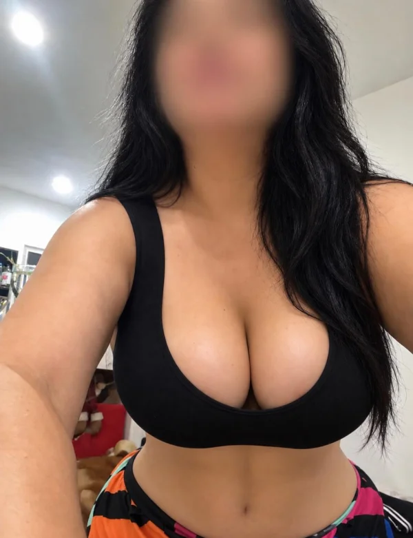 LEILANY +52(558)2740-530
